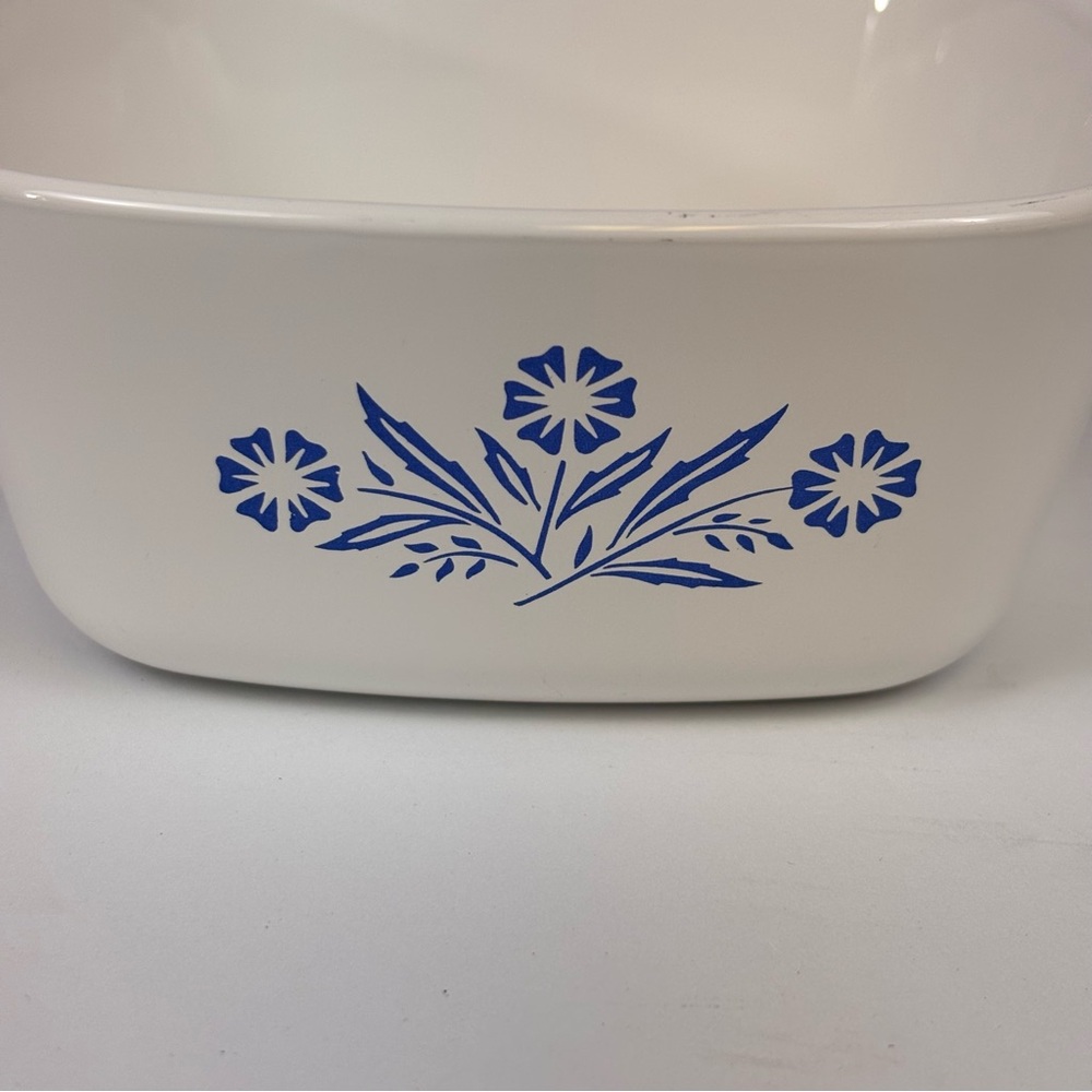 Vintage 2-Piece Corningware Petite Casserole Dish Blue Cornflower White 2-3/4 C - Picture 8 of 8